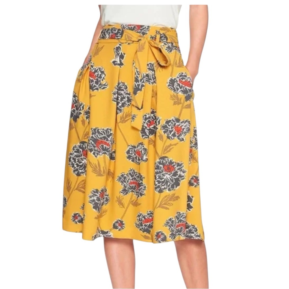Banana Republic Yellow Large Floral Pleated Knee Length Skirt Size 6